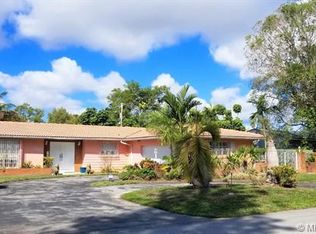 2052 SW 63rd Ct, Miami, FL 33155