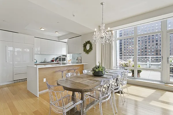 Sold by Nest Seekers International | media 47