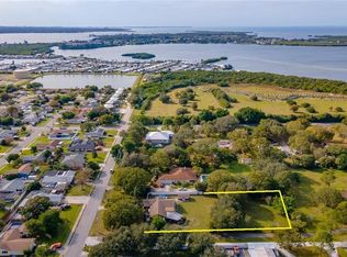2260 17th St W, Palmetto, FL 34221