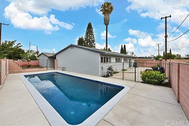 1st image of 15032 Manecita Dr