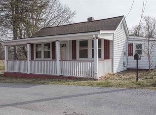 306 Hockman Ave, Shenandoah, VA 22849