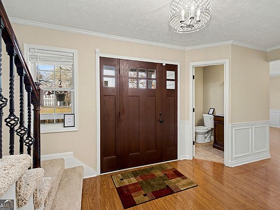 2nd image of 125 Chadwick Dr