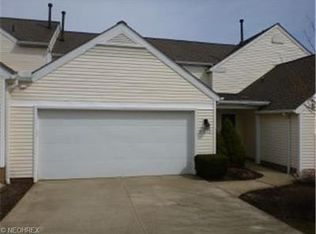 21876 Addington Blvd #9, Rocky River, OH 44116