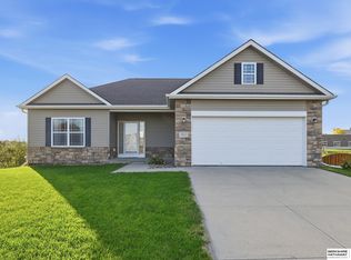 9323 S 168th Avenue Cir, Omaha, NE 68136
