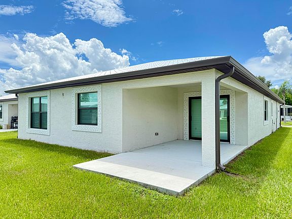 3rd image of 6724 Lila Court