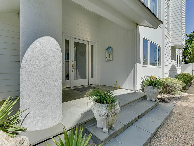 502 S Atlantic Ave — Photo 36