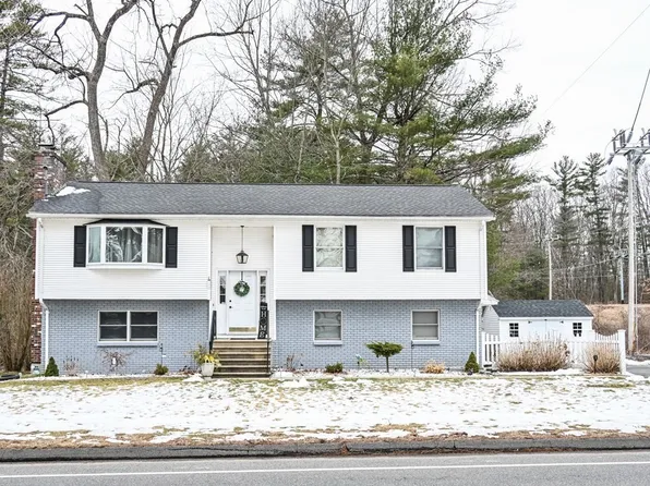 74 Kibbe Rd, East Longmeadow, MA 01028