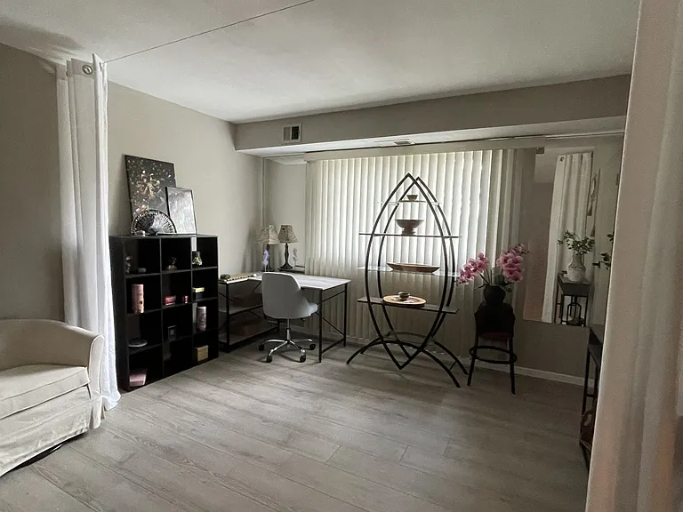 The office can be used as a second bedroom.