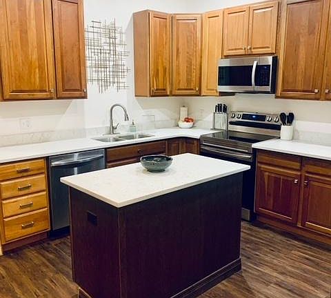 2nd image of 1740 Gaylord St #1