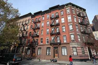 Rented by KVNY Soho