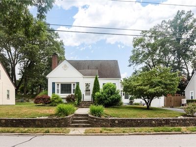 50 Hopedale Dr, West Warwick, RI, 02893
