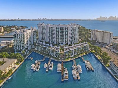 7918 Harbor Island Dr APT 307, North Bay Village, FL, 33141