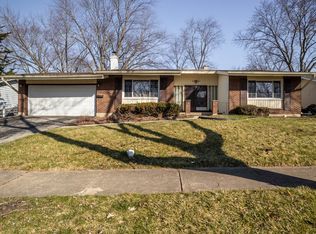 2920 Williams Dr, Woodridge, IL 60517