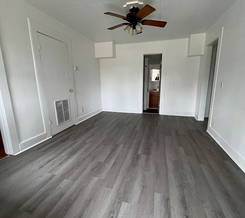 1615 W Scott St Springfield, MO Zillow Apartments for Rent in