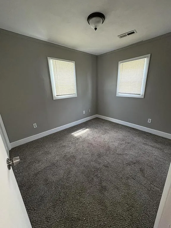 804 N Capelle — Photo 4