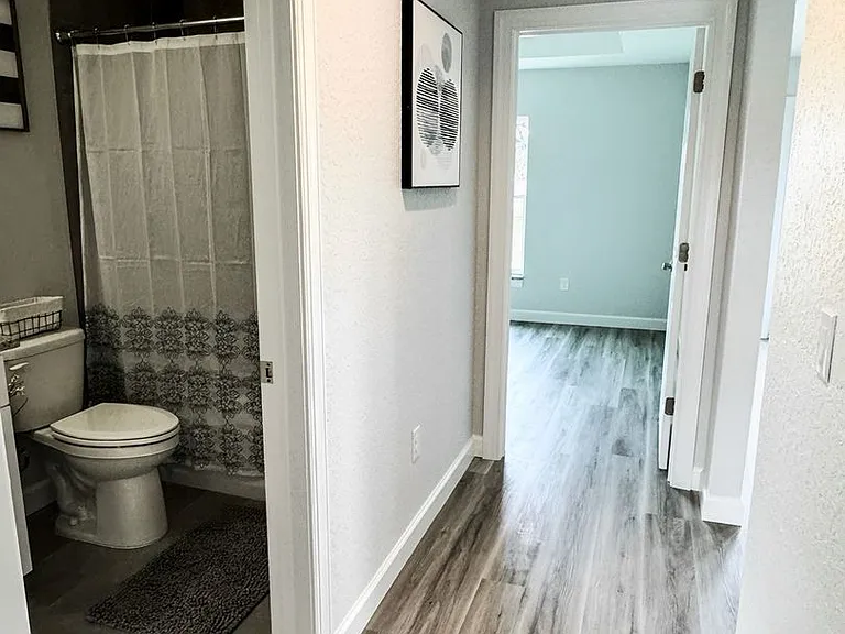 2711 SE 77th Ave — Photo 3