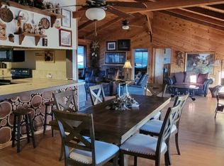 11400 S Hackberry Trl, Mayer, AZ 86333