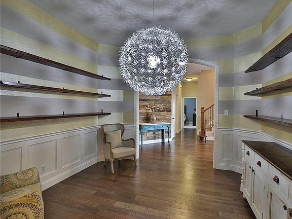 5th image of 109 Bluestem Ln