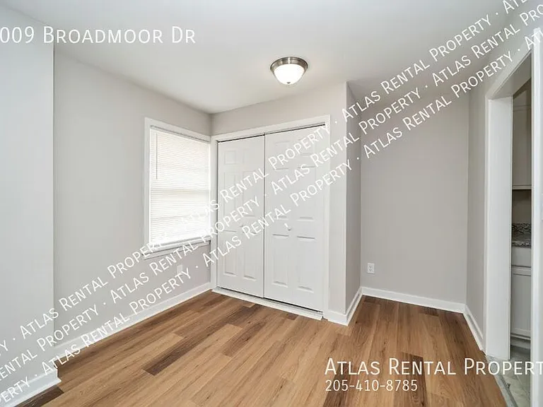 1009 Broadmoor Dr — Photo 13