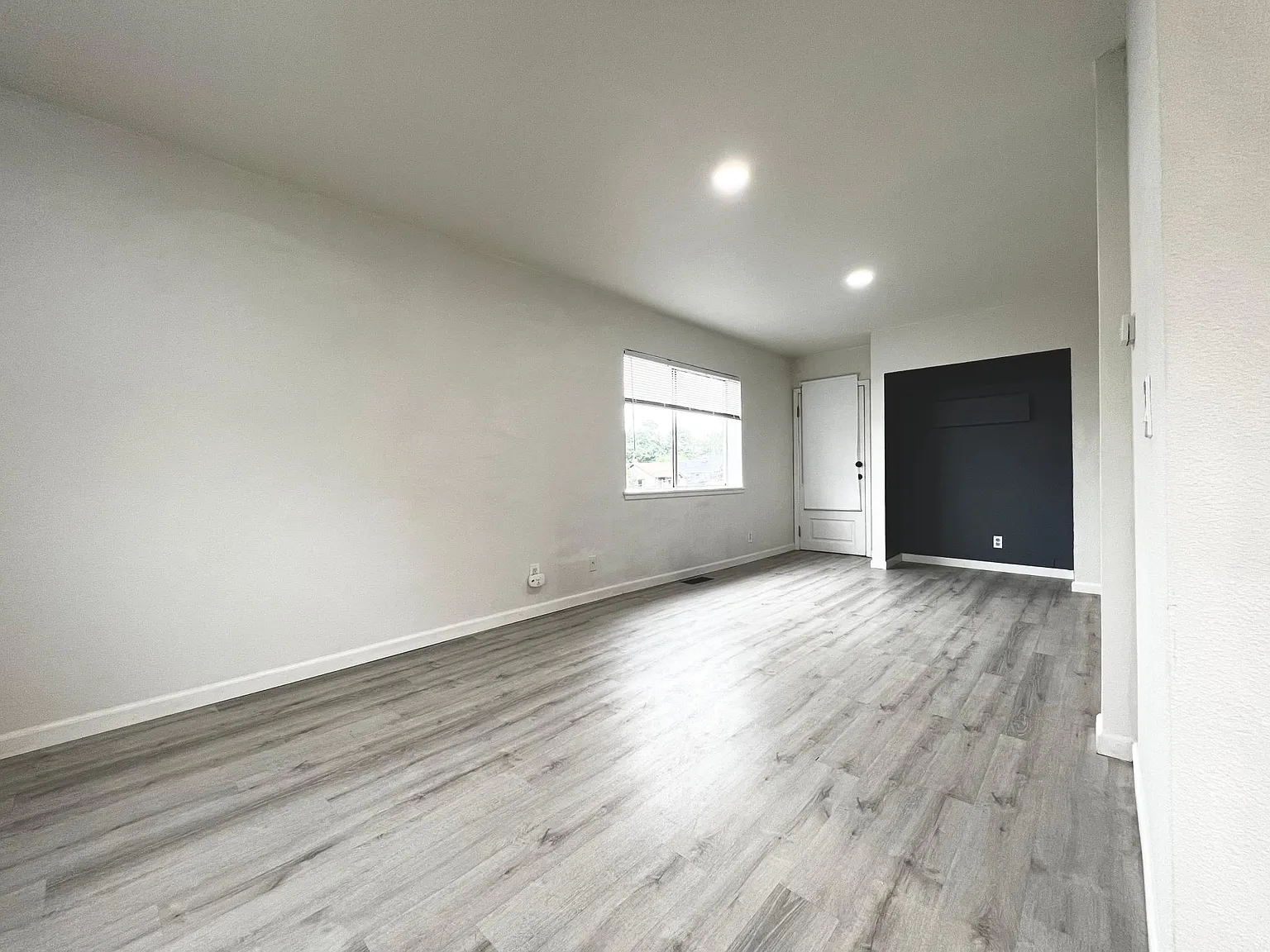 2 bed, 1500 sqft, $2,500 — Photo 2