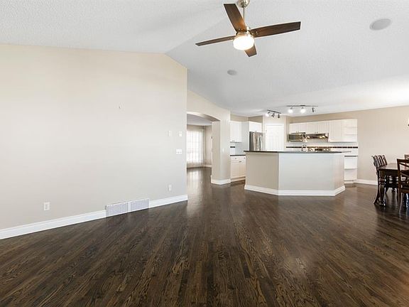 4th image of 59 Panorama Hills Rd NW