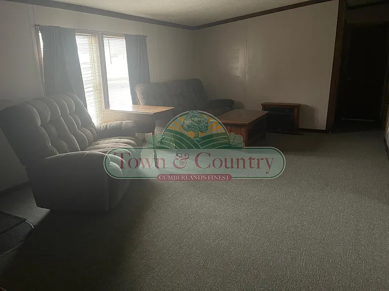118 Hyndman Rd — Photo 17