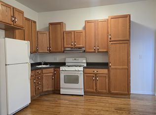 907 N Hoyne Ave APT 1R, Chicago, IL 60622