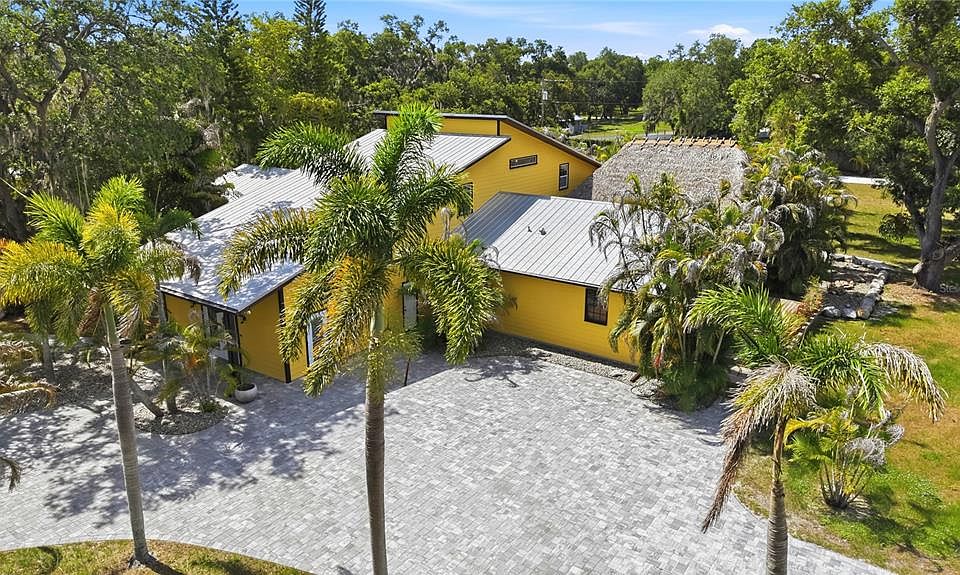 1st image of 3348 Alamo Ln