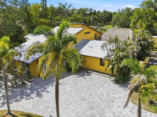 3348 Alamo Ln, Sarasota, FL 34235