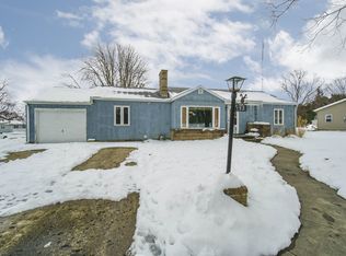 193 N Adams St, El Paso, IL