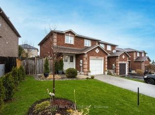 46 Lions Gate Blvd, Barrie, ON L4M 7E4