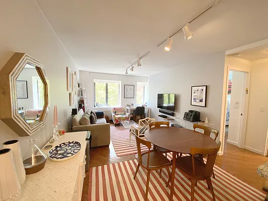 Rented by Compass | media 15