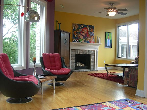 great open living space with lots of natural light