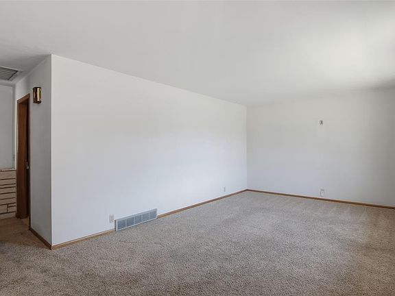 3rd image of 2824 Seymour Road