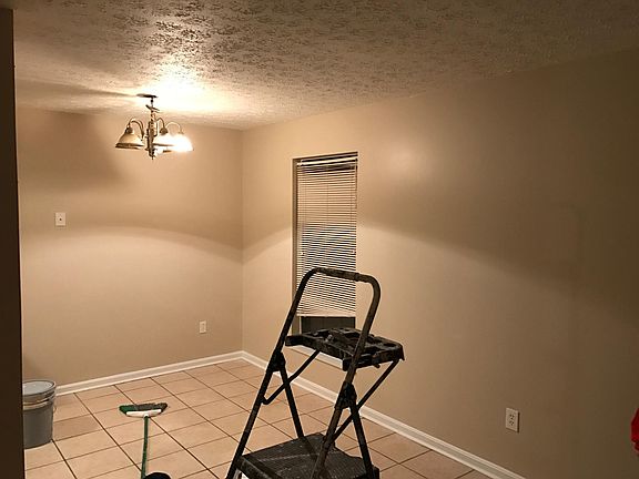 4th image of 8511 Standing Oak Dr APT 1