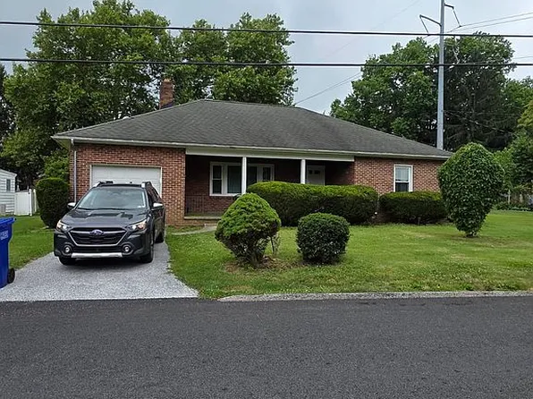 1140 Southern Rd, York, PA 17403