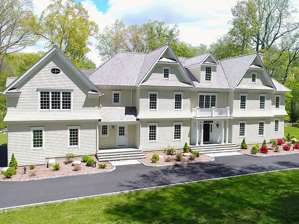 108 Charter Oak Drive