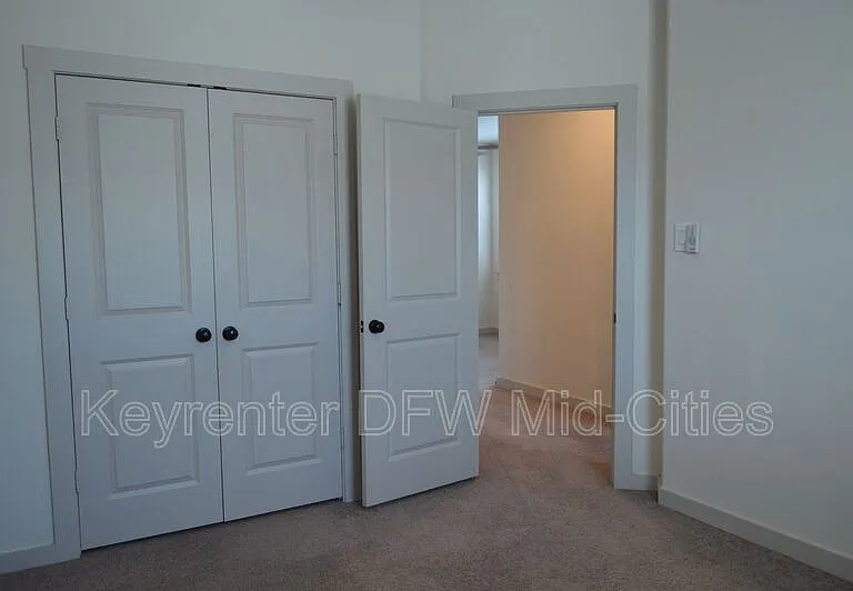 622 Cobblestone Ln — Photo 13