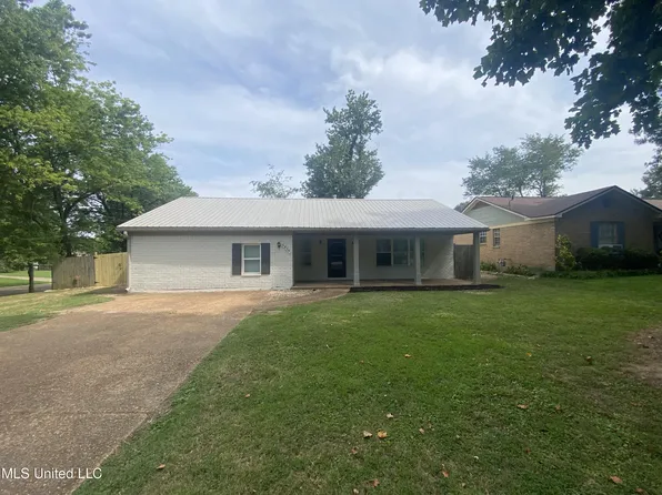 5824 Shannon Dr, Horn Lake, MS 38637