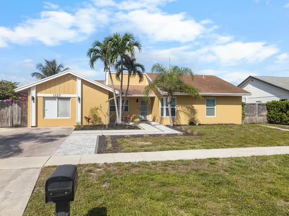 1127 NW 9th Street, Boynton Beach, FL 33426