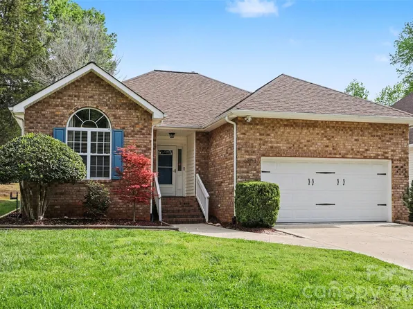 4404 Stonefield Dr, Charlotte, NC 28269