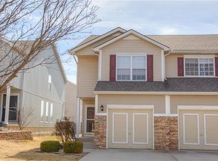 3310 SW Shadow Glen Dr, Blue Springs, MO 64015