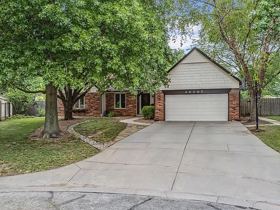 2nd image of 14107 E Lakeview Ct