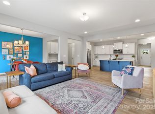 7059 Duncan Acres Dr, Belmont, NC 28012