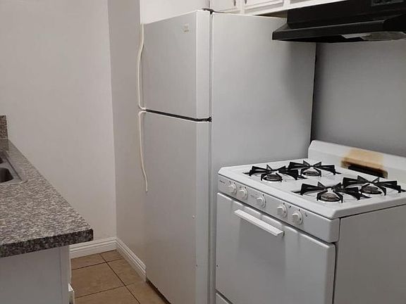 2nd image of 5237 E Ocean Blvd APT 7