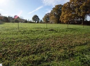 Phillips Ln, Greer, SC 29650
