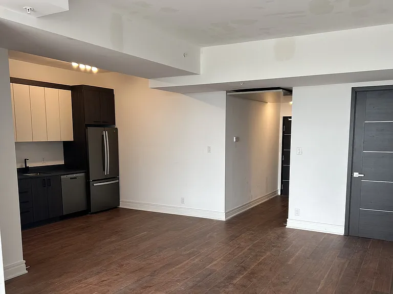 150 Marketplace Ave — Photo 58