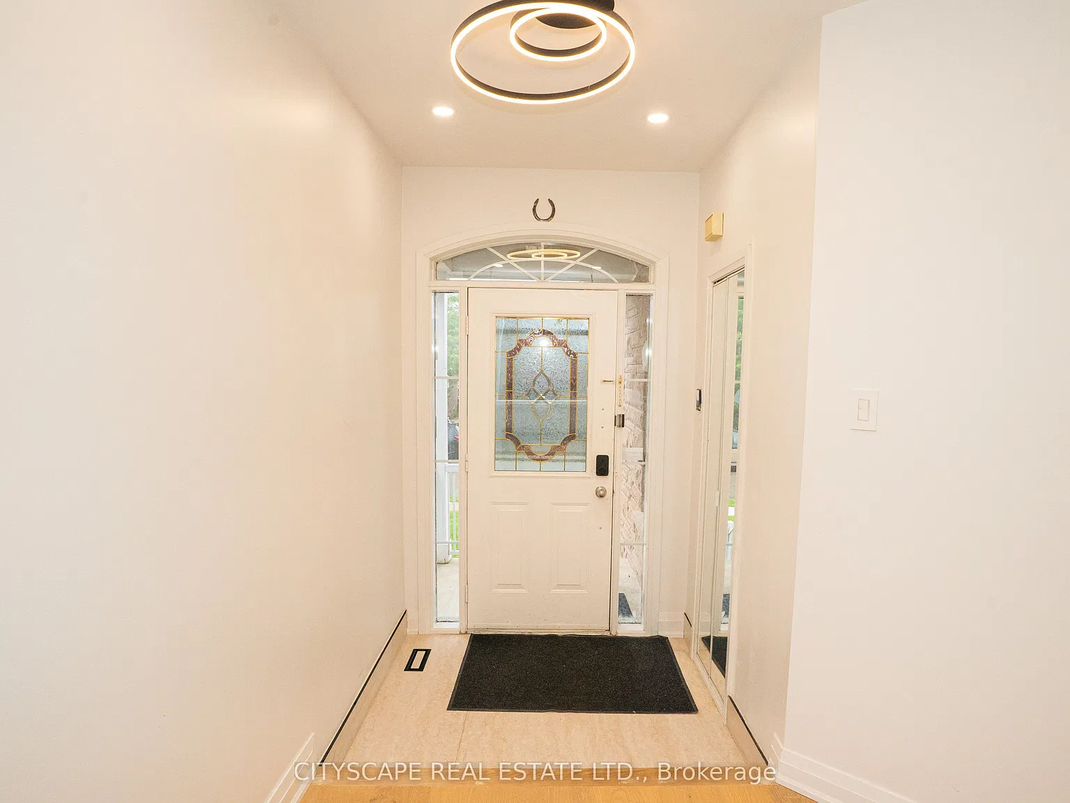 4 bed, $3,400 — Photo 2