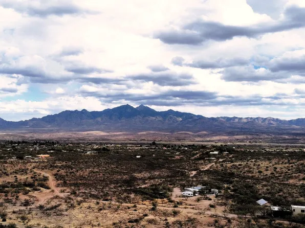 5 Vista De Torres, Tubac, AZ 85646