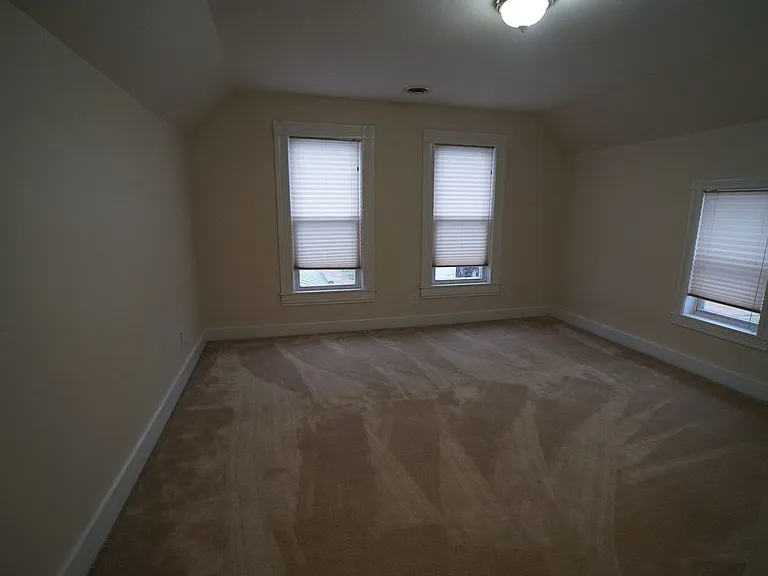 E7602 Spring Dr — Photo 14
